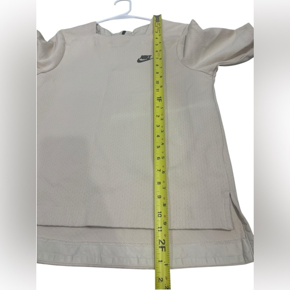 Nike Cream Tan Short Sleeve Boxy Tee Small Gorpcore Athletic Square Neck - Picture 11 of 11